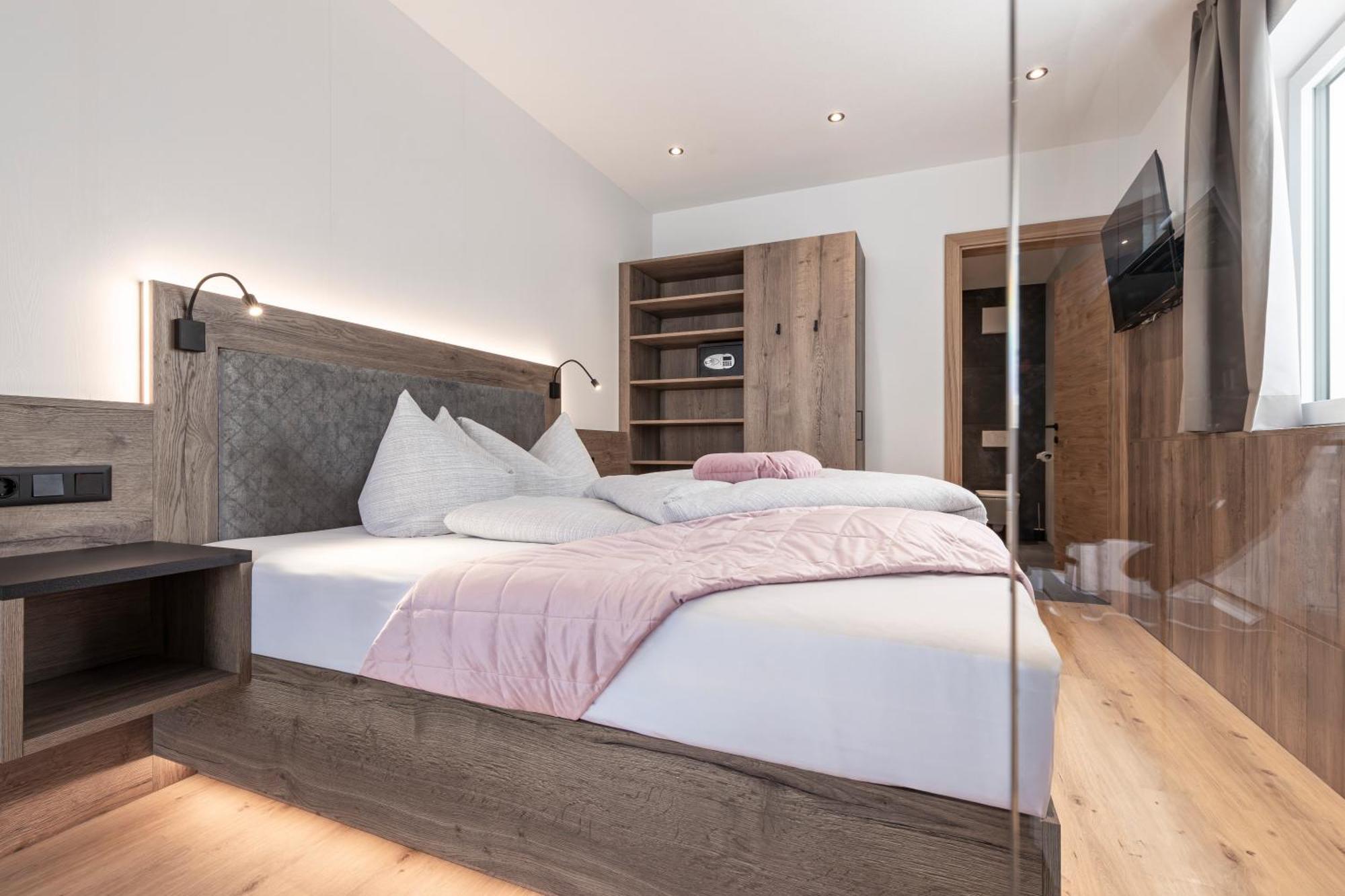 Bergmadl Apartments Нойштифт-им-Штубайталь Экстерьер фото